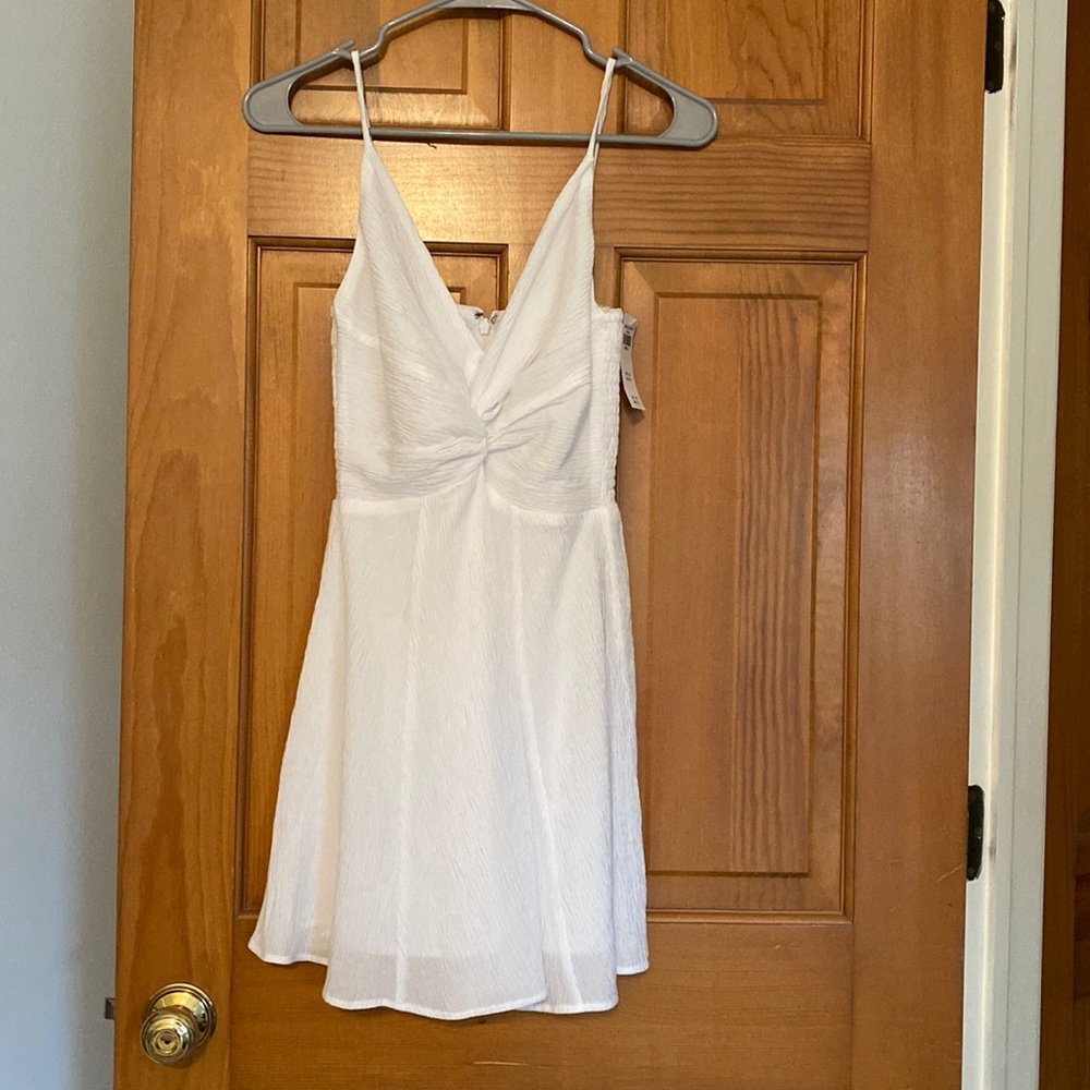 Abercrombie white dress - skinny straps and flowy
